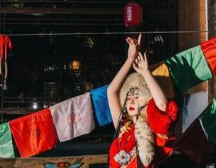 微密圈 - 你见过这样的校园吗?120斤的小王同学图包分享带你给足面子!