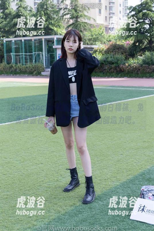 BoBoSocks袜啵啵-小米 BoBoSocks袜啵啵 - 小米的白棉袜,免费资源在手,尽情释放你的创造力吧。