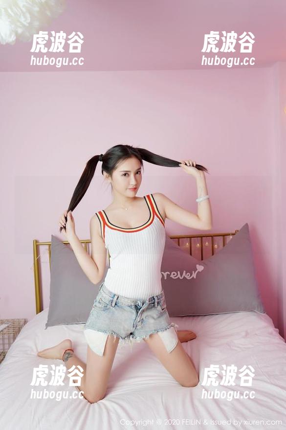 Feilin嗲囡囡-SiByl李思宁 Feilin嗲囡囡 - 一言不合就来SiByl李思宁的皮衣美图合集,唔…这款皮衣好像在召唤我。