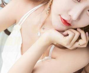 GIRLT果团网 - 妲己_Toxic的眼镜:翻转你的脑洞,高清原图请慢慢欣赏!