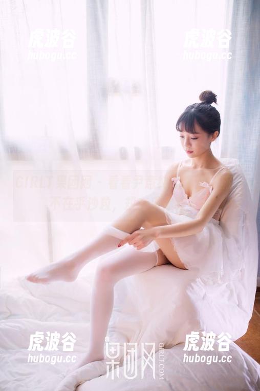 GIRLT果团网-尹意纯 GIRLT果团网 - 看看尹意纯的海边之旅,不在乎沙粒,却在乎你我互动