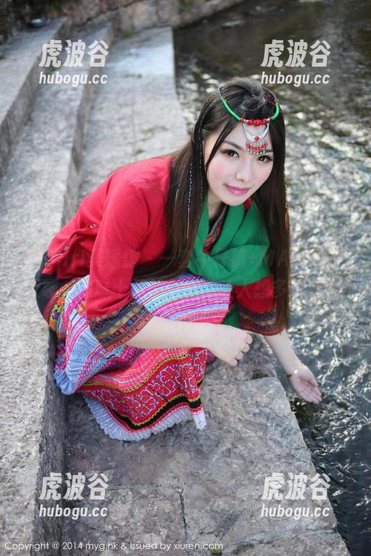 MyGirl美媛馆-MARA酱 MyGirl美媛馆 - 一套牛仔裤+MARA酱,天哪,辣味十足的组合,让人想多看几眼!