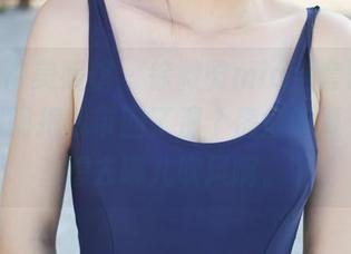 MyGirl美媛馆 - 徐微微mia全套黑丝写真，瞬间把我带回了那个懵懂的夏天，真想去哪儿吹风啊。