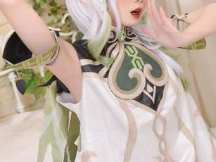 Poppa Chan胡桃的美图合集,可能会让你对“原神”重新考量——是游戏好,还是角色美?