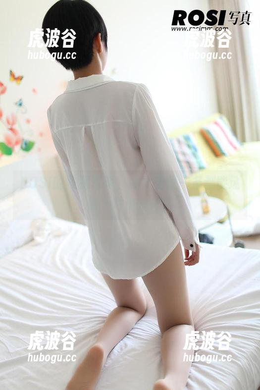 ROSI ROSI的美腿写真,感觉随便一条都能迷倒一片小伙伴。