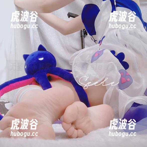 Seele麦麦 无圣光不其实是美吗?Seele麦麦的崩崩温泉图集定义了