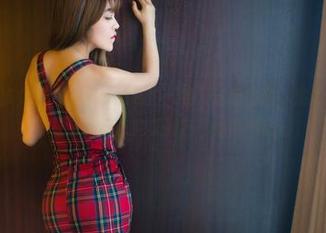 TuiGirl推女郎 - 安沛蕾的私拍:哇,这身套装,果然是一点都没让我失望,完美衬托了她的气质。
