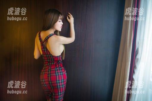 TuiGirl推女郎-安沛蕾 TuiGirl推女郎 - 安沛蕾的私拍:哇,这身套装,果然是一点都没让我失望,完美衬托了她的气质。