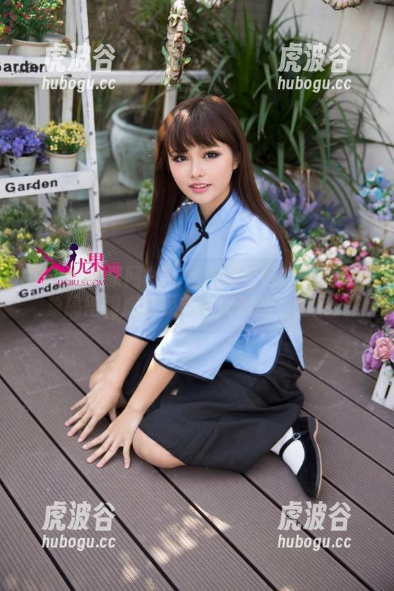 UGirls尤果网-孟狐狸 UGirls尤果网 - 看孟狐狸如何将修女的形象搞得跟魔幻现实主义似的,惊呆!