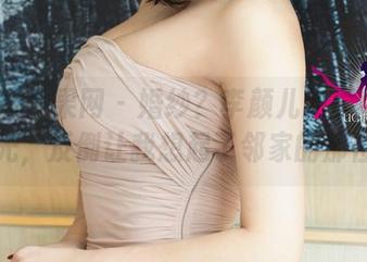 UGirls尤果网 - 婚纱?李颜儿的原图没有圣光,反倒让我想起了邻家的那位。