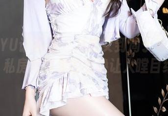 XIAOYU语画界 - 从修女到周于希Sandy，私房写真里的变换让人瞠目结舌