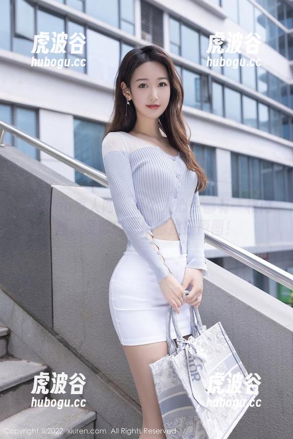 Xiuren秀人网-夏馨瑶 Xiuren秀人网 - 每个人心中都有一根肉丝,夏馨瑶来帮你找找原图!