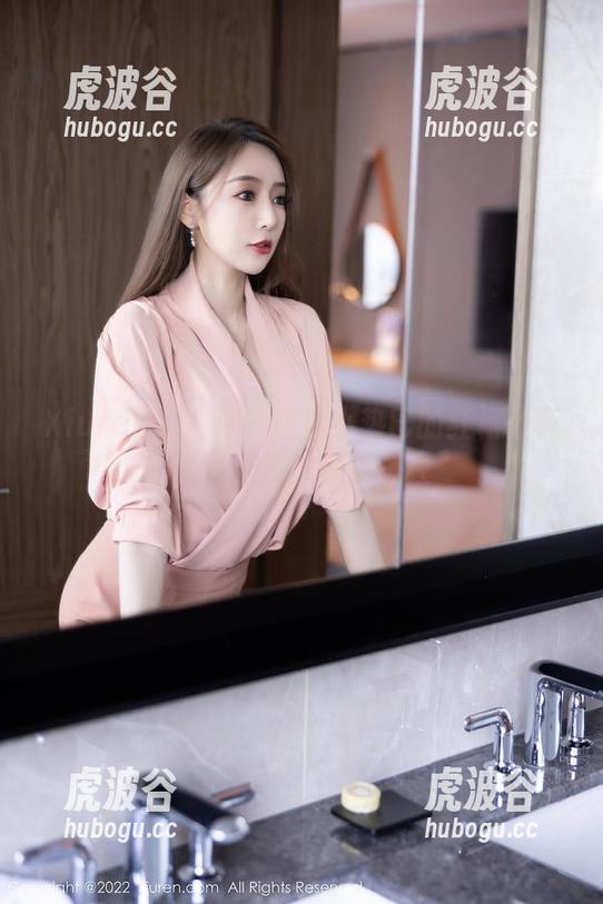 Xiuren秀人网-小热巴 Xiuren秀人网 - 这套小热巴的红裙写真,直击我的审美神经