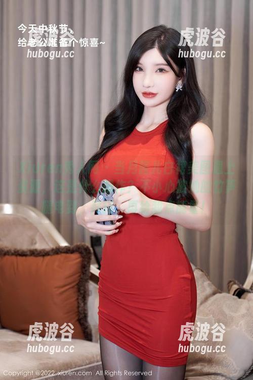Xiuren秀人网-月酱儿 Xiuren秀人网 - 当月酱儿白裙美图遇上资源,这是什么操作?不小心被她的竹笋腿电到,拜托,再给我点能量!
