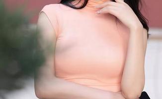 Xiuren秀人网 - 王俪丁的这幅御姐作品，似乎在悄悄告诉我，气场可以杀死一切。