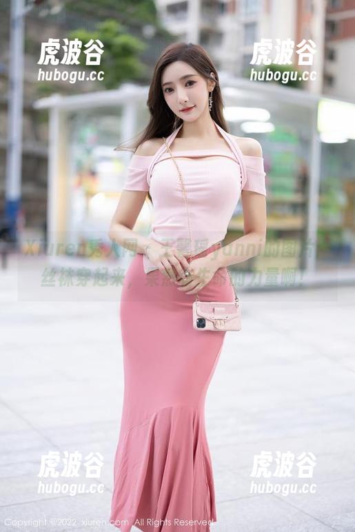 Xiuren秀人网-王馨瑶yanni Xiuren秀人网 - 王馨瑶yanni的图片:丝袜穿起来,果然有生命的力量啊!