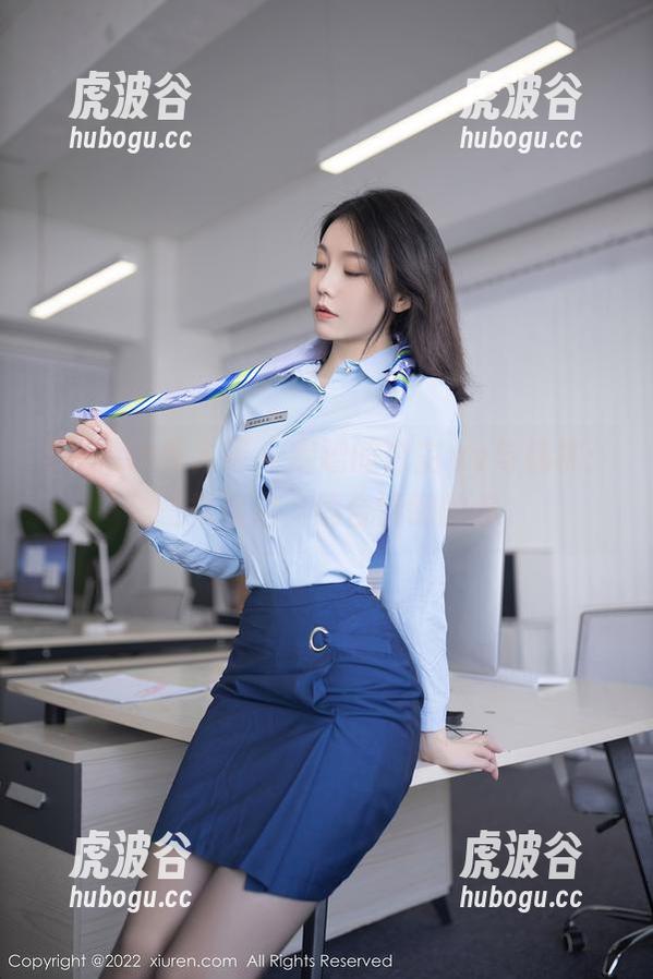 Xiuren秀人网-白芷yy Xiuren秀人网 - 磨蹭的白芷yy与棉袜:图集精选,适合慵懒的你