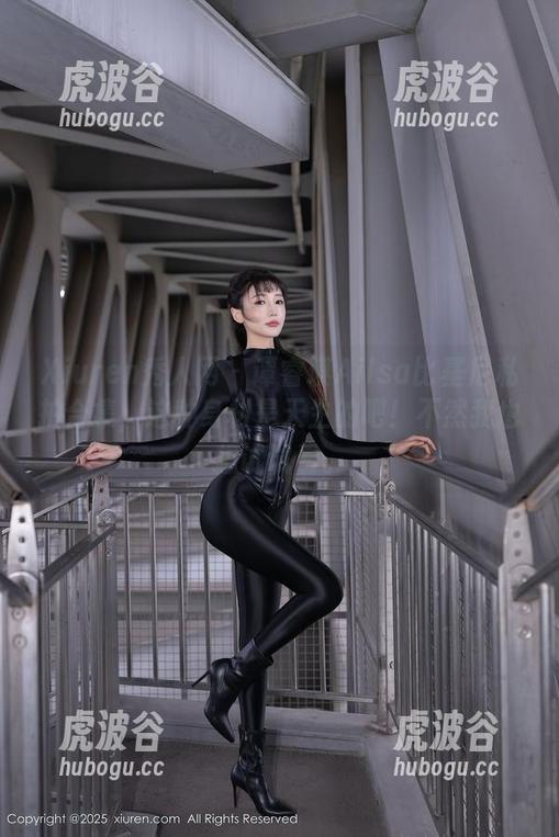 Xiuren秀人网-谭睿琪Ailsa Xiuren秀人网 - 谭睿琪Ailsa比基尼私拍合集,这种身材是天生的吧!不然我也想试试看。