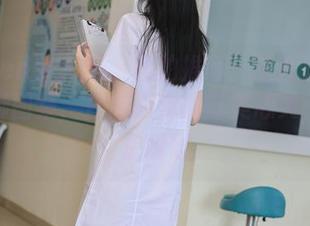 Xiuren秀人网 - 私拍推荐:陈茜妮zoe的美脚图集,直击你我的审美心灵,哦不,是眼球。
