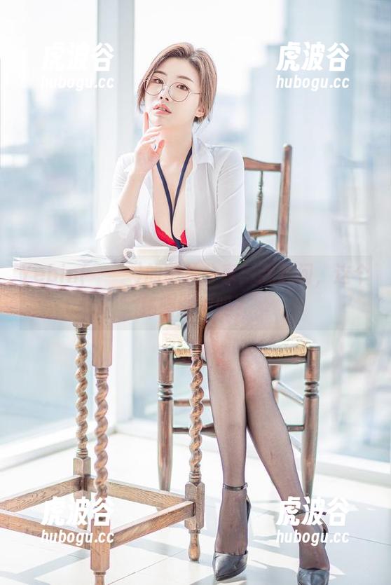 Yebin(전예빈)的图片分享：我想问，这个秘密能吃吗？