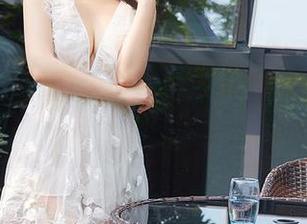 照片里的火花:尤蜜荟带来的新鲜合辑,让人心痒痒