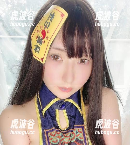 サク(saku)白裙：我竟然为了这几张图片心甘情愿下载