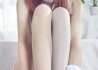 丽柜 - 看甜甜如何把毛衣混搭成私拍写真，好想试试！