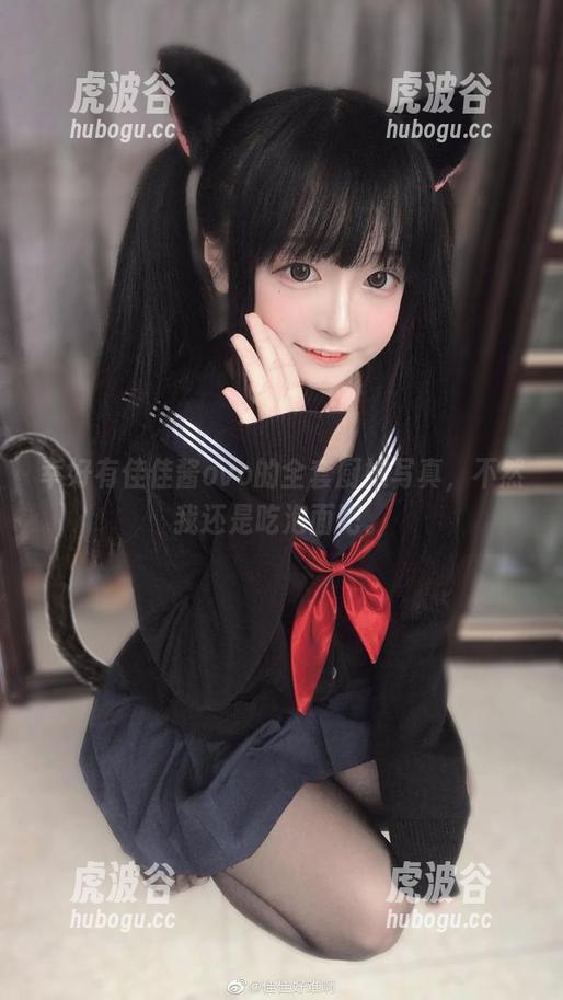 佳佳酱ovo 幸好有佳佳酱ovo的全套厨娘写真,不然我还是吃泡面吧。