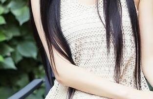 头条女神 - 琳琳的写真套图,剧情设定还能更轻松点吗