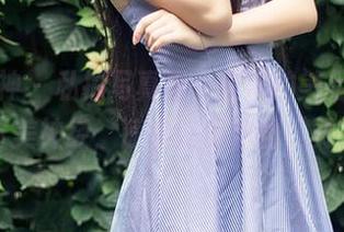 头条女神 - 私拍写真里,筱溪的美足直击你的审美神经,速来充值你的“赞”!