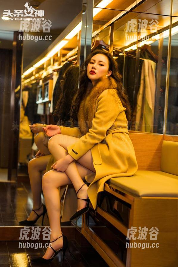 头条女神-艾小青 头条女神 - 私房美图让人想要犯罪——艾小青的清纯太有杀伤力。