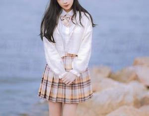 妍子坚不可摧的美图，无人能抗拒，一键下载直接装入心中小舟哟