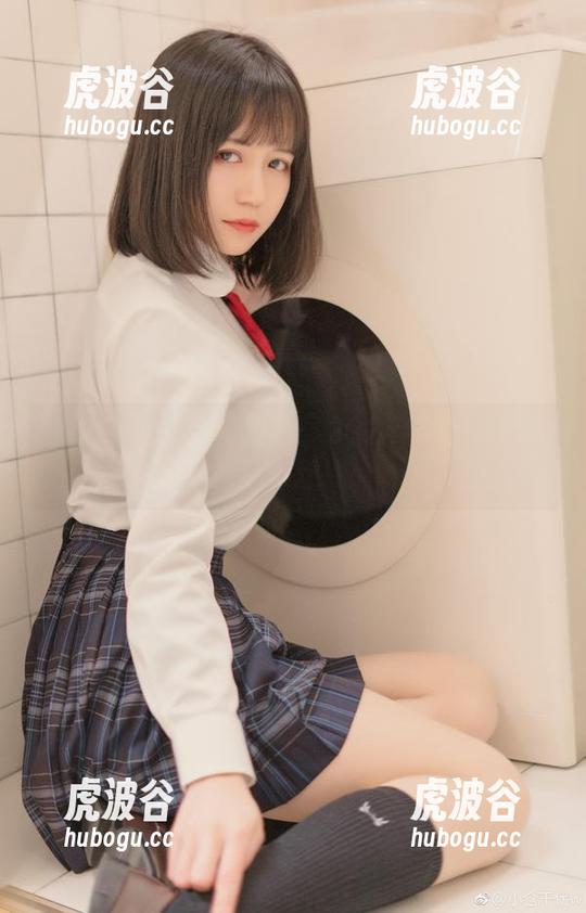 小仓千代w 小仓千代w写真精选:2024年的兔子与幻想