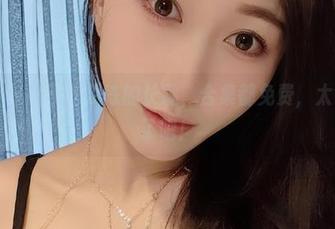 微密圈 - 小玉吃果冻的长腿，合集都免费，太会厉害了吧！