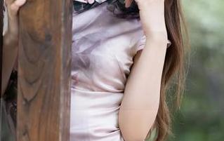 尤蜜荟 - 说好的泳衣私拍，周思乔美图让人想多了