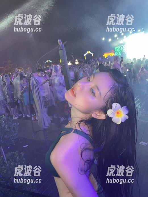 就是阿朱啊 微密圈 - 就是阿朱啊的短裤故事:原图藏了啥?更新告诉你未成定局