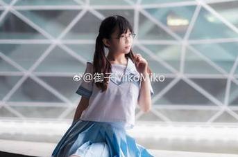 达不到的御子Yumiko，与她的口罩一同期待你下载的那一刻！