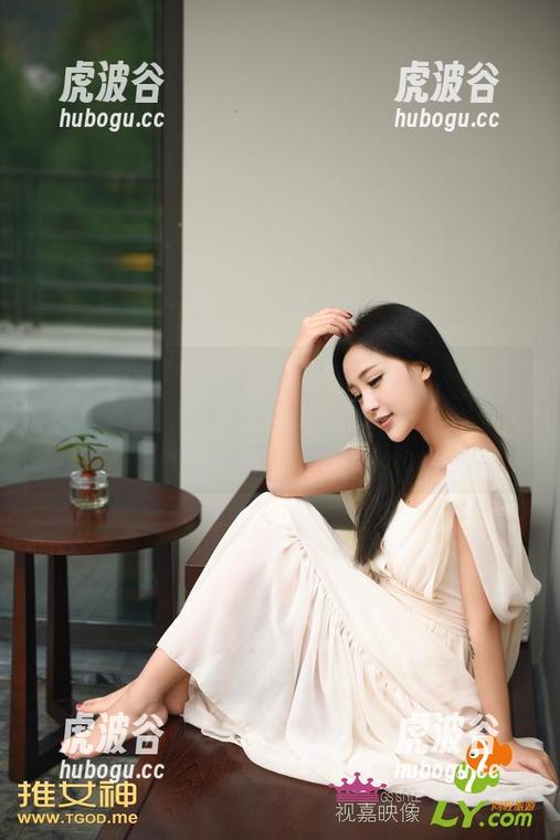 推女神-思淇Sukiii 推女神 - 想进化成御姐?先从思淇Sukiii的图片定制版开始吧,让我先咬咬冻结的草莓果味梦…