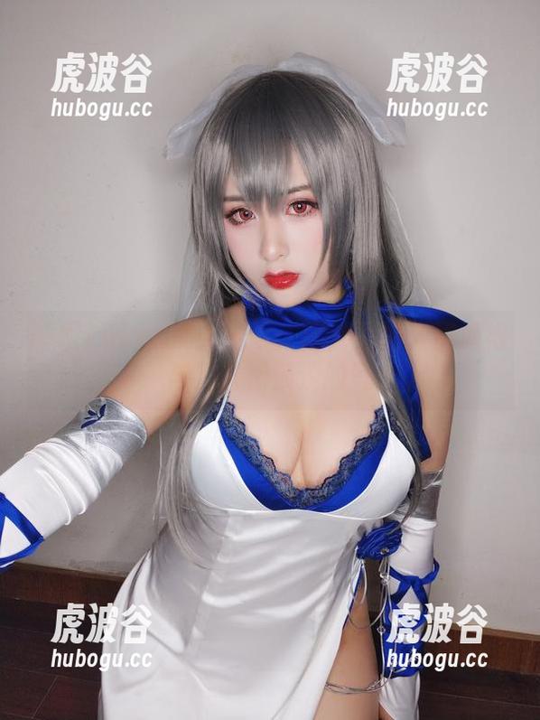 柘烟Zuken 柘烟Zuken的月光下:图库里的大凤旗袍与那份撩淡淡的气