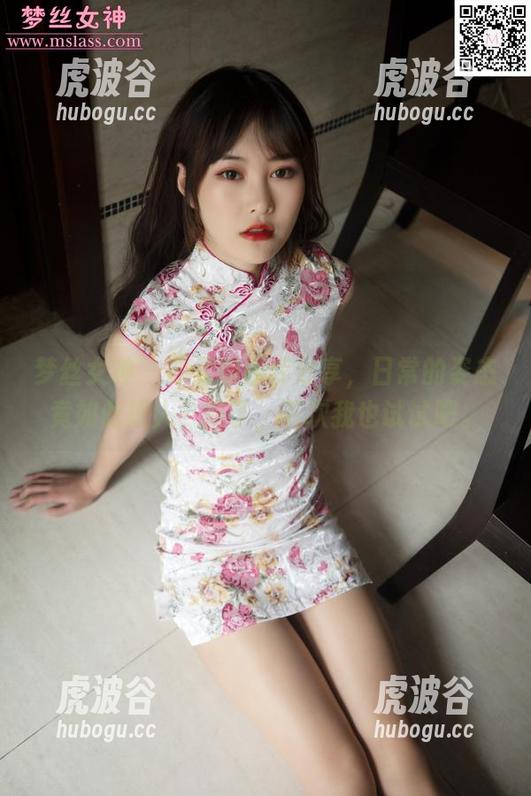 梦丝女神-苏柔 梦丝女神 - 苏柔的图库分享,日常的姿态竟如此撩人,算了,下次我也试试吧。