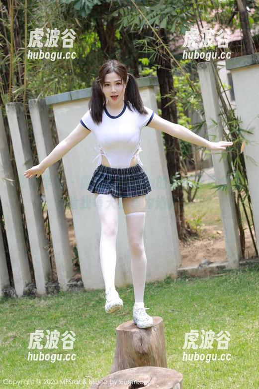 模范学院-露露Andrea 模范学院 - 露露Andrea的婚纱写真全集:为啥我每天都想为她扎头花?