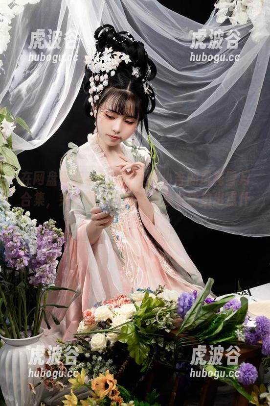 爆机少女喵小吉 在网盘里翻看爆机少女喵小吉的风花雪月合集,突然间觉得自己好像也能拍出点什么,扯淡!