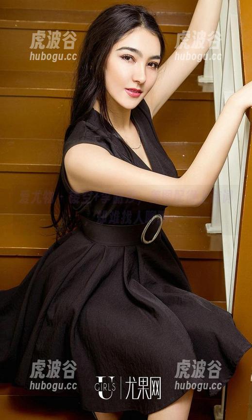 爱尤物-李丽莎 爱尤物 - 镂空+李丽莎,美图配得上诗词,却难找人聊聊