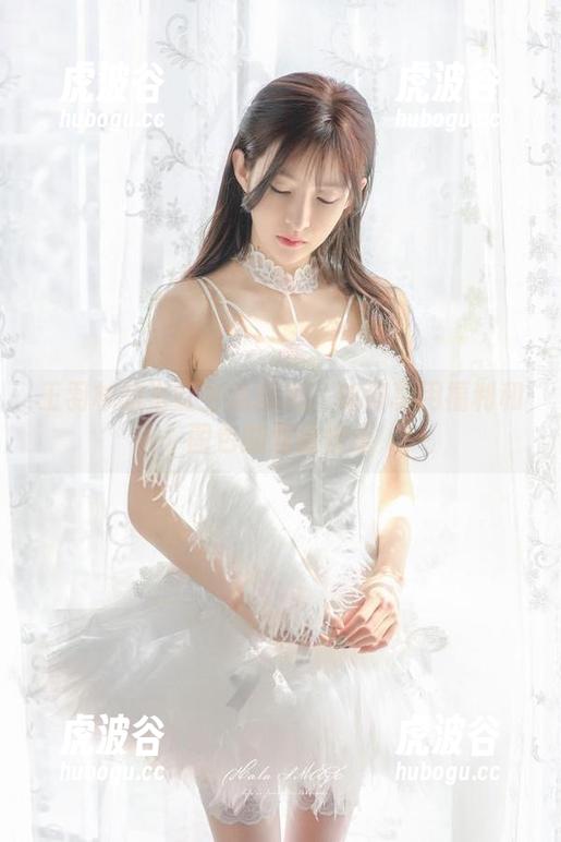 王羽杉 王羽杉的浴缸生活指南:如何享用福利和图包的双重快乐