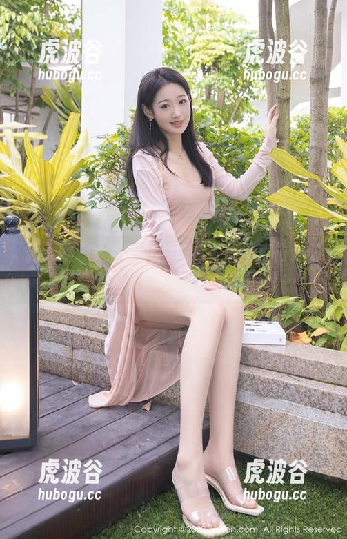秀人网-大美妞儿 秀人网 - 大美妞儿的肉丝—高清直击你的眼球,确保你也想当一根肉丝!