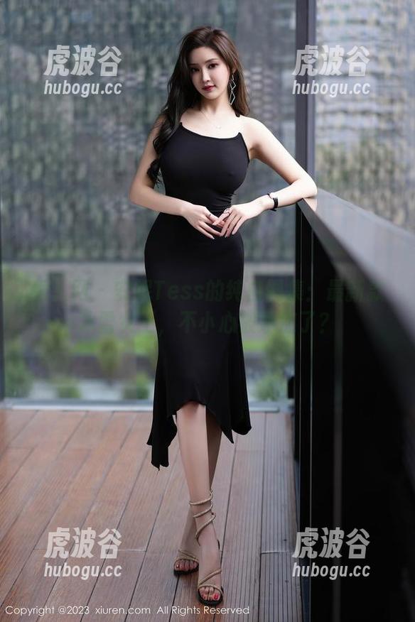 秀人网-安妮Tess 秀人网 - 安妮Tess的纯白图集:最新款冰雪女王,不小心被冰冻了?