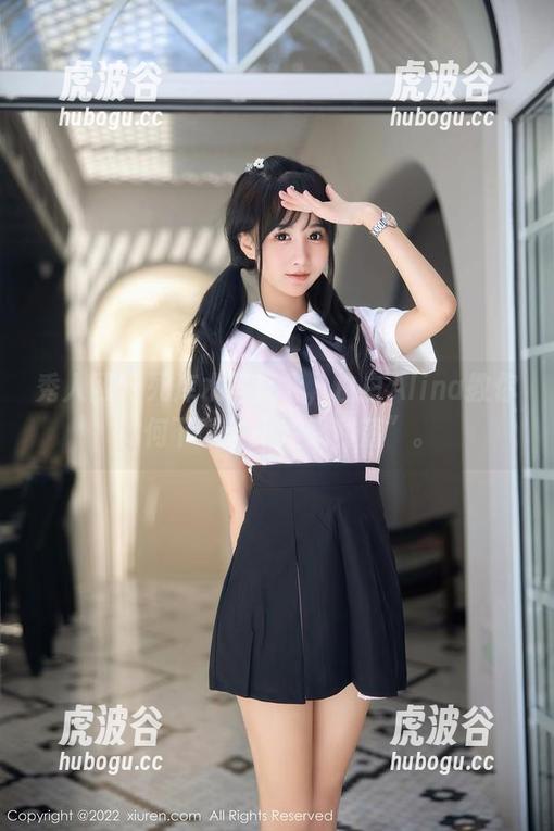 秀人网-白白Alina 秀人网 - 死库水写真集,白白Alina教你如何下载“干净又利落”。