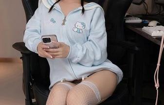 秀人网 - 嗯…舒林培的白丝更新让我脑海中一阵飘荡的画面