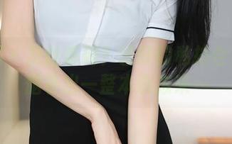 秀人网 - 灰丝系列？艺轩的私拍合集让我脑补出一整本杂志来…