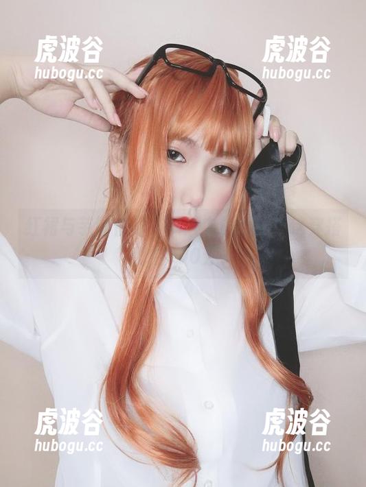 芋圆侑子 红裙与芋圆侑子,照片中的绝配!这穿搭我给100分!